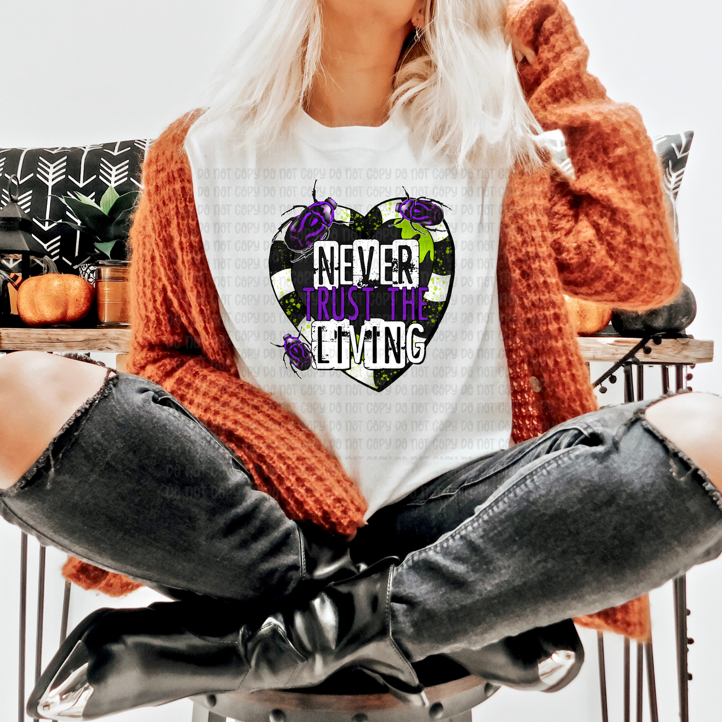 Never trust the living - DTF